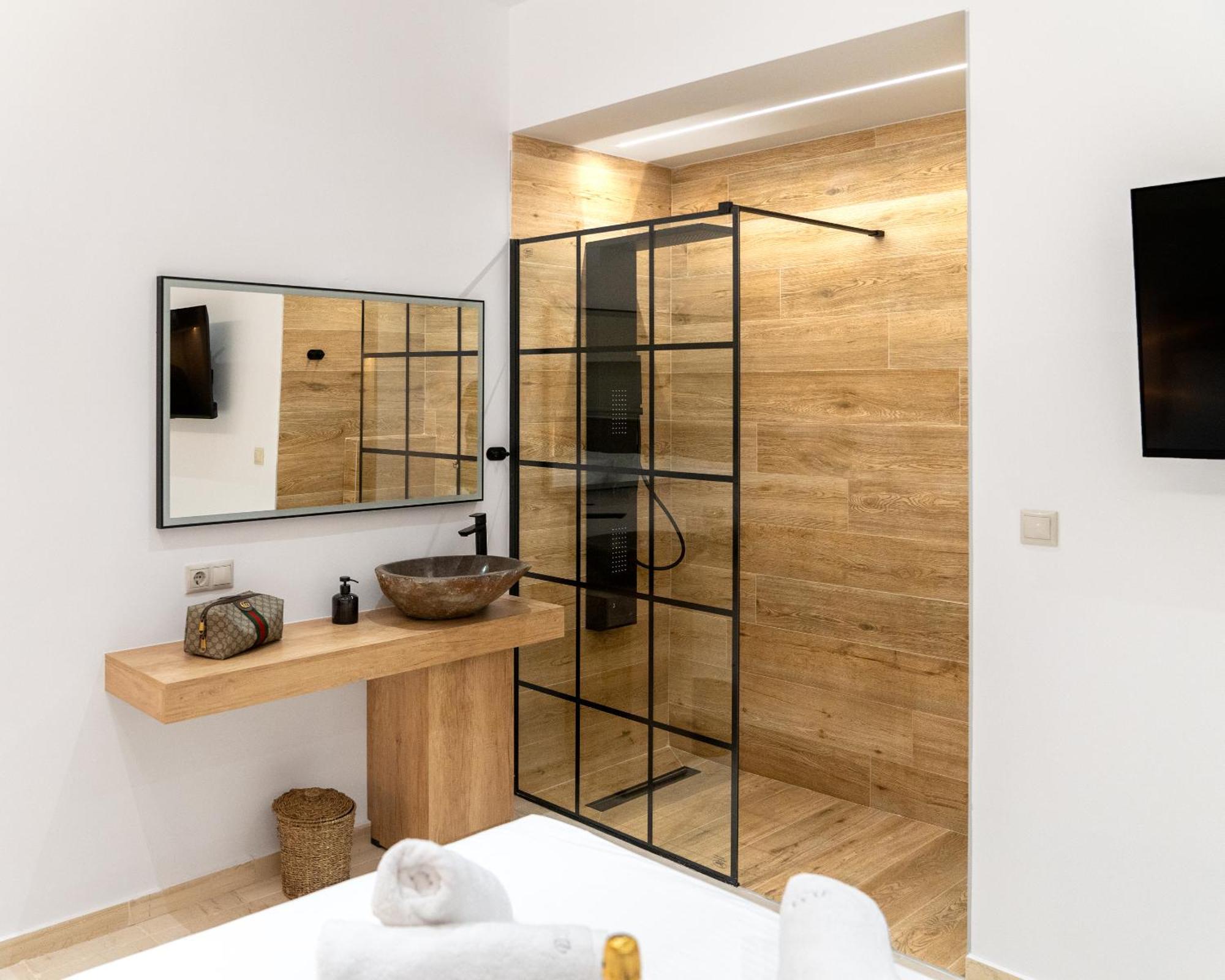 Luxury Suite In Downtown Heraklion  Exterior photo